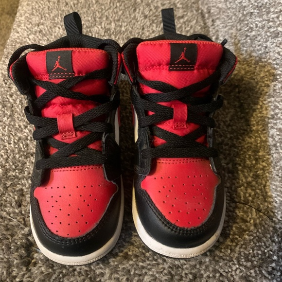 Jordan 1 - Picture 4 of 6